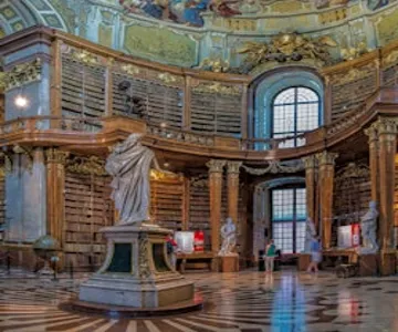 Austria: National Library Tour in Spanish